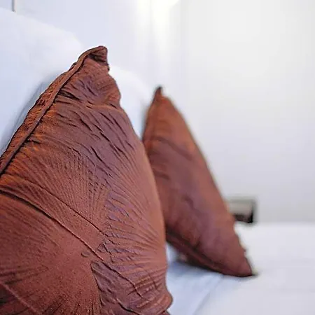 Otel Pedussaut Saint-Gaudens (Haute-Garonne)