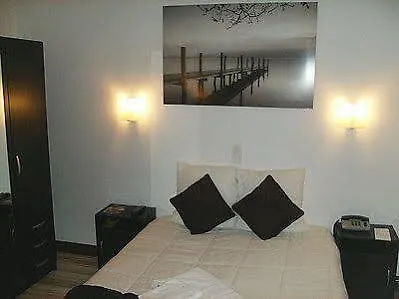 Pedussaut Hotel